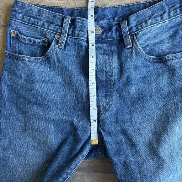 Levi's 501 Men Size 27 Jeans Distressed Button Fly Denim Raw Edge Cropped - Picture 8 of 16